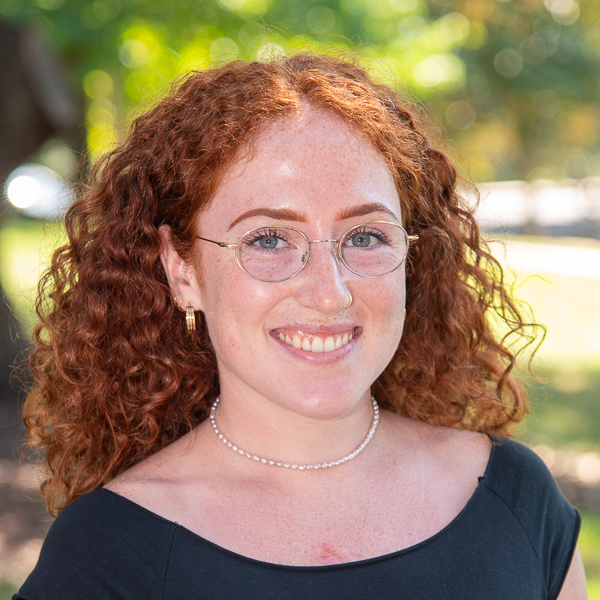 Stephanie Zager's headshot